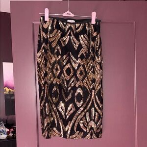 a'gaci Black and Gold Sequin Pencil Skirt